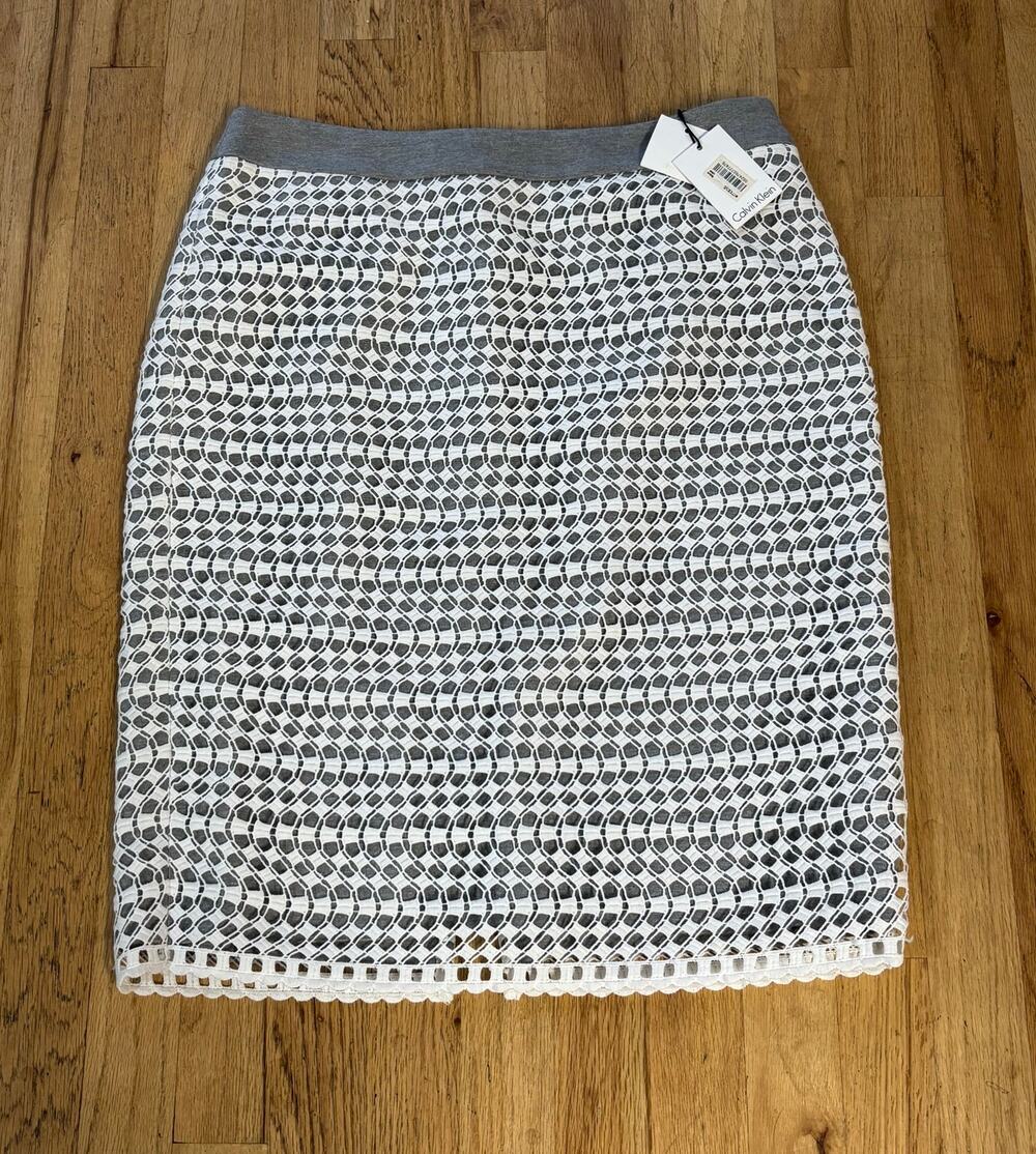 NWT Women’s Calvin Klein Womens Gray White Scuba-Lined Lace Jersey Skirt size 10